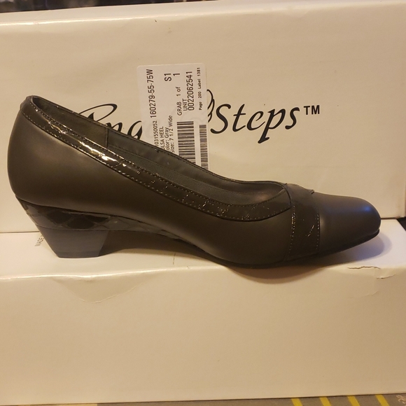 Angel Steps - Picture 1 of 6